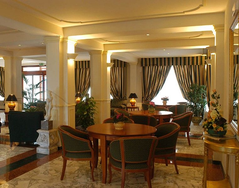 Hotel Azzolini Villagrazia Di Carini Exterior foto
