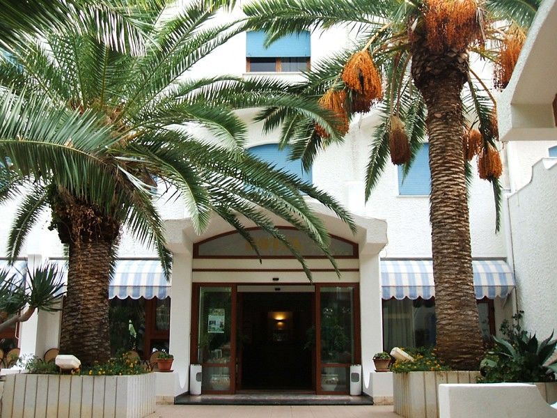 Hotel Azzolini Villagrazia Di Carini Exterior foto